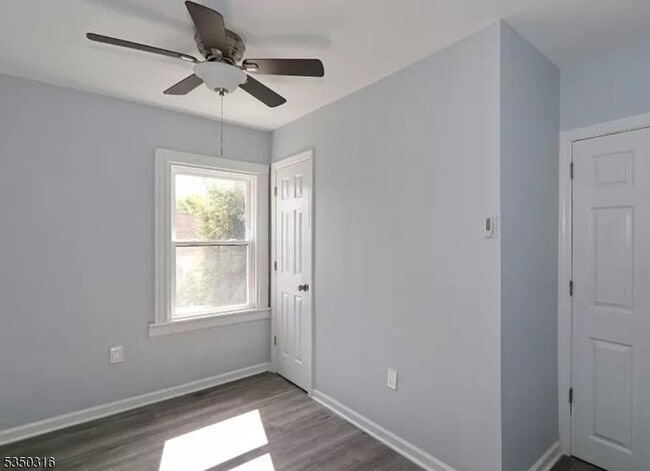 Building Photo - 321 South Ave