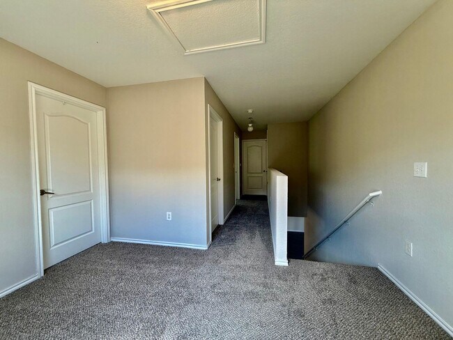 Building Photo - Spacious Two-Story Home: 4 Beds, 2.5 Baths...
