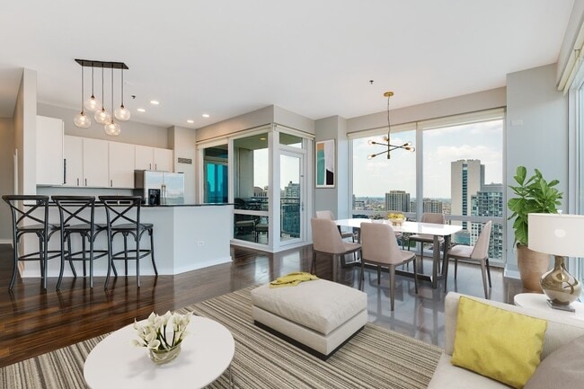 Building Photo - 757 N Orleans St