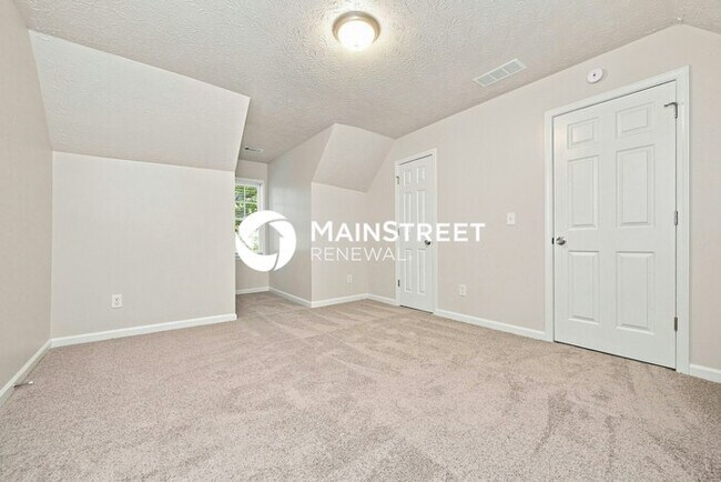 Building Photo - 3 Bedroom Pet-Friendly Home in Conyers, GA with Main Street Renewal