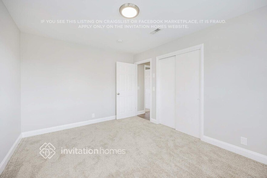 Building Photo - 728 Winthorne Dr