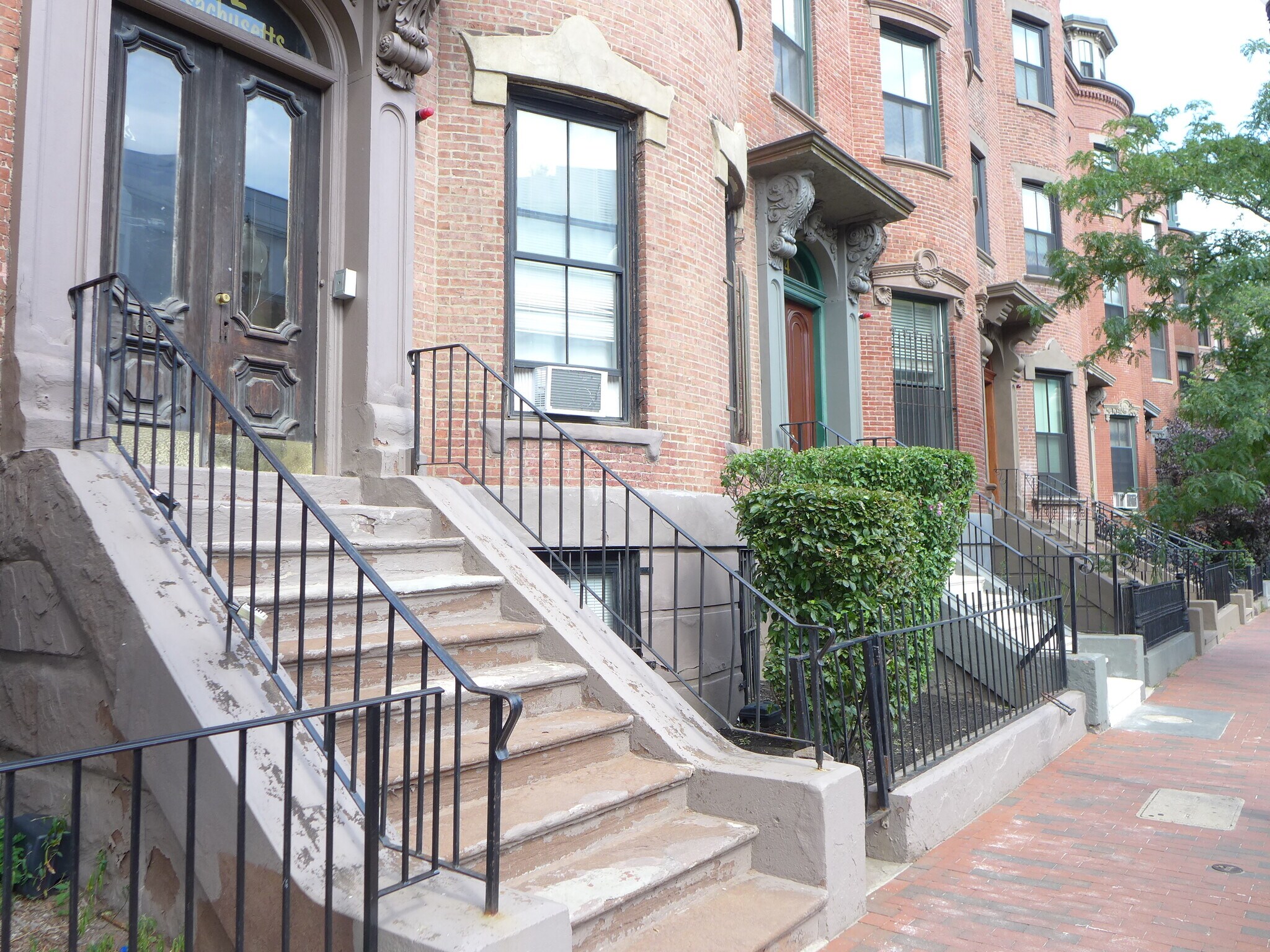 Building Photo - 688 Massachusetts Ave