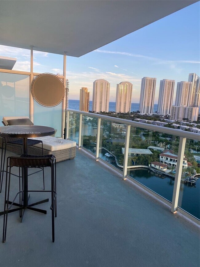 Building Photo - 400 Sunny Isles Blvd
