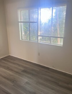 Building Photo - 280 W 8th St