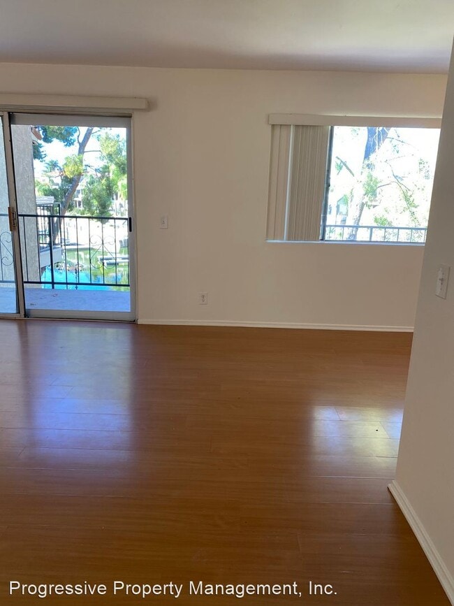 Building Photo - 24311 Canyon Lake Dr N