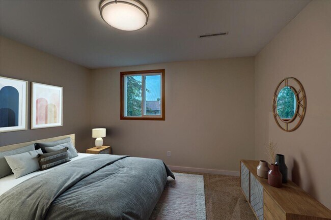 Building Photo - 211 Parkway Dr