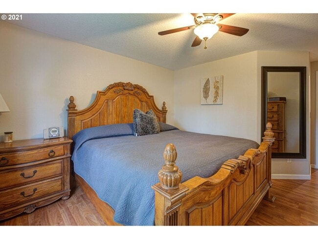 Building Photo - 14096 S Jacobs Way
