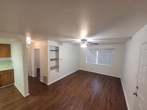 Building Photo - 757 Camas Ave NE