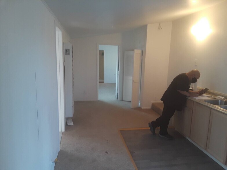 dinning/kitchen area - 1503 E Avenue Q6