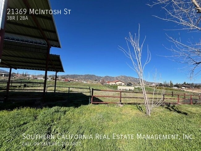 Building Photo - 21369 McIntosh St