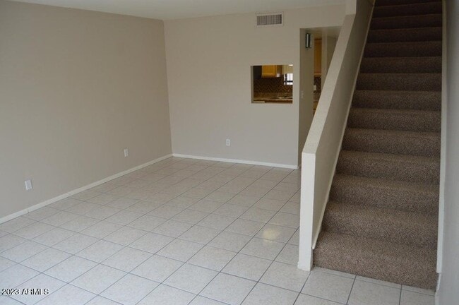 Building Photo - 3529 E Palm Ln