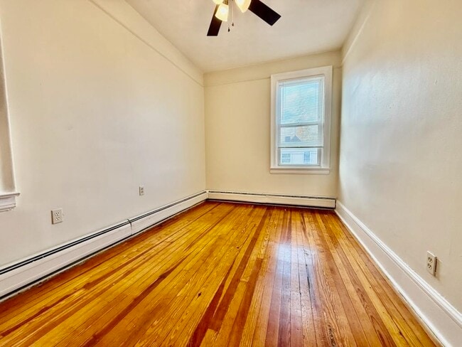 Building Photo - 315 ARMSTRONG Ave