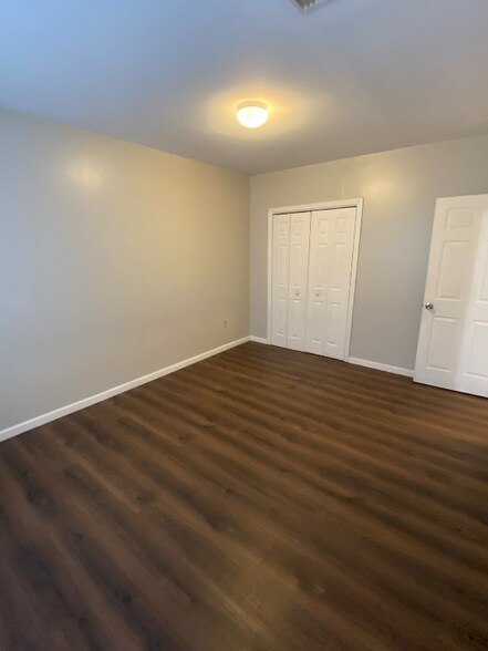 Building Photo - 12-20-20 Rockville St