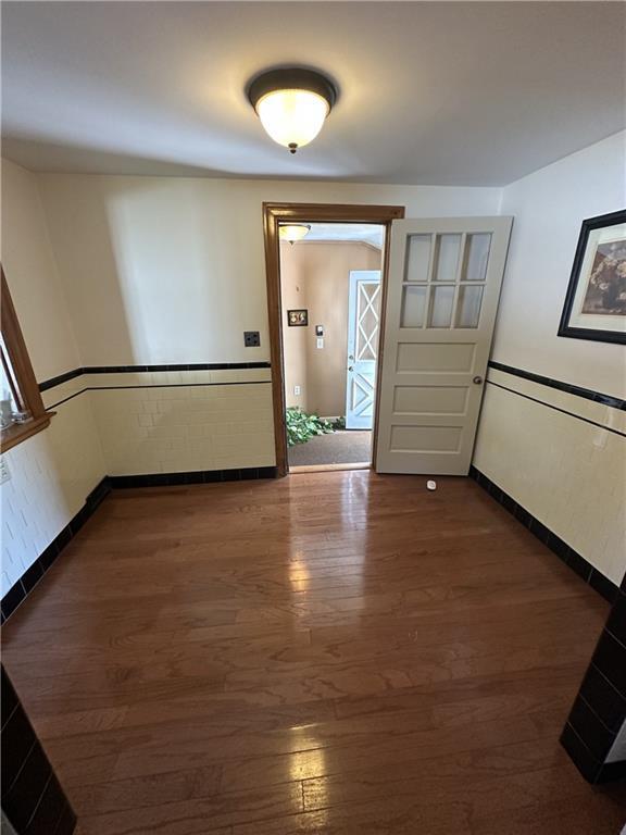 Building Photo - 70 Community Dr