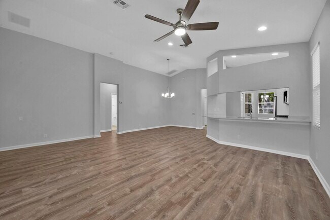 Building Photo - 11323 SW Mountain Ash Cir