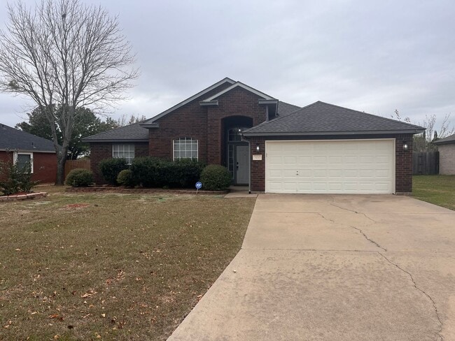 Building Photo - NEW IN MANAGEMENT - AVAILABLE NOW