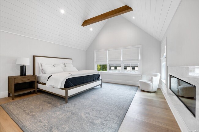 Building Photo - 23 Bayview Rd