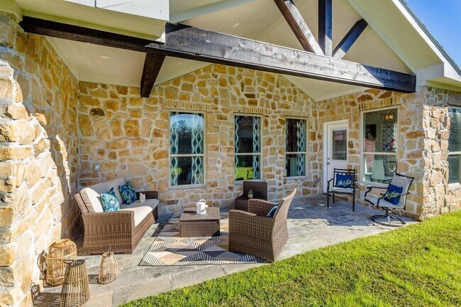 Building Photo - 2312 Dolan Springs Ln