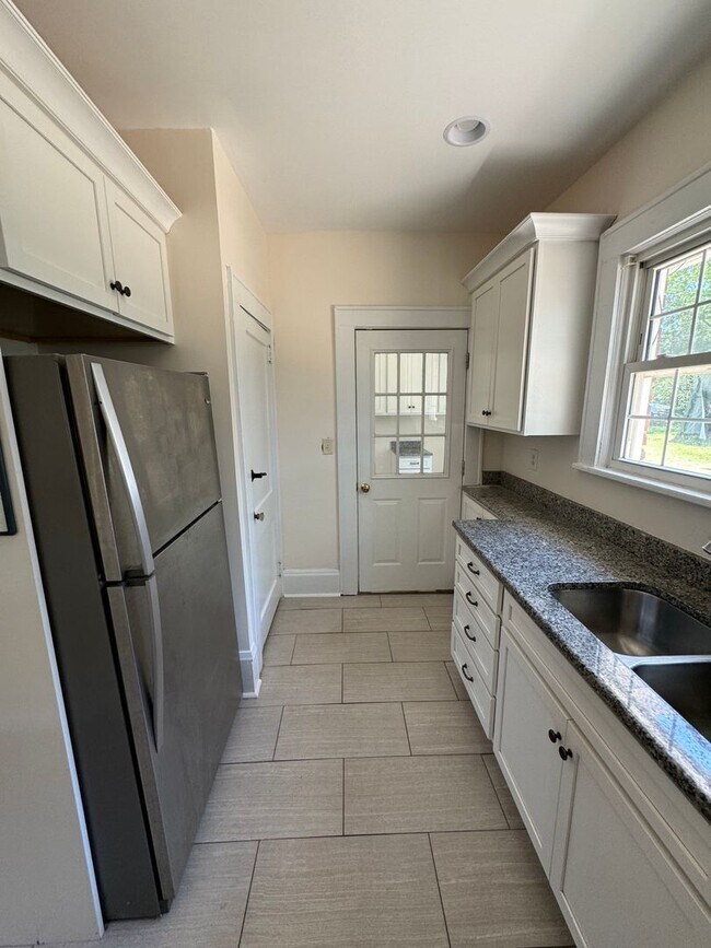 Building Photo - Single Family in Downtown Kings Mountain, NC