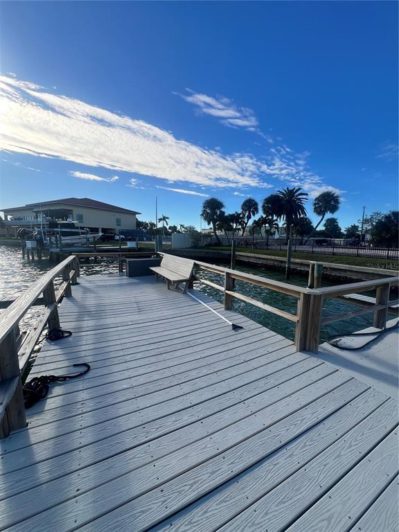 Building Photo - 7740 Boca Ciega Dr