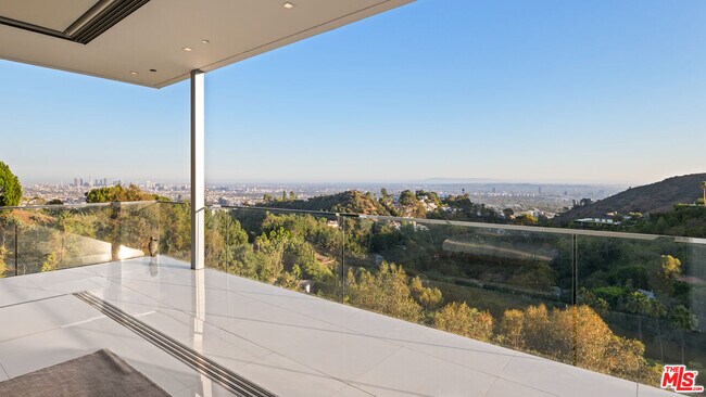 Building Photo - 7080 Mulholland Dr