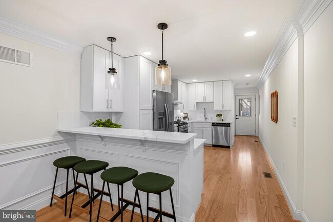 Building Photo - 1724 S Hanover St