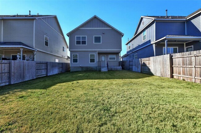 Building Photo - 424 Red Buckeye Loop