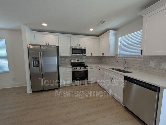 Building Photo - 1413 Arden Ave