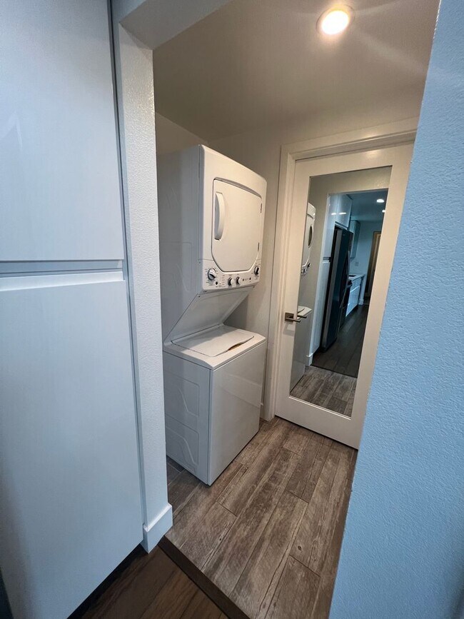 Building Photo - 2 bed/2 bath charming ADU for Rent in Concord