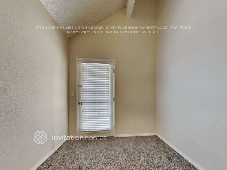 Building Photo - 508 Thrush Dr