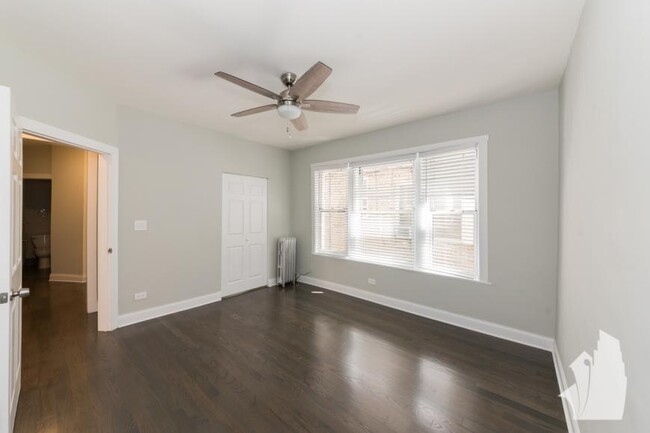Building Photo - 2 bedroom in Chicago IL 60640