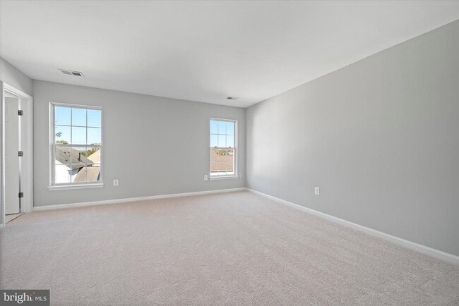 Building Photo - 103 Holmes St