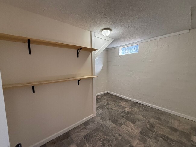 Building Photo - Welcome to Your New Rental Home in Athens, AL!