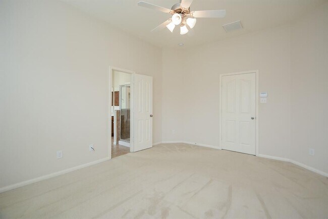 Building Photo - 10030 Arcadian Spgs Ln