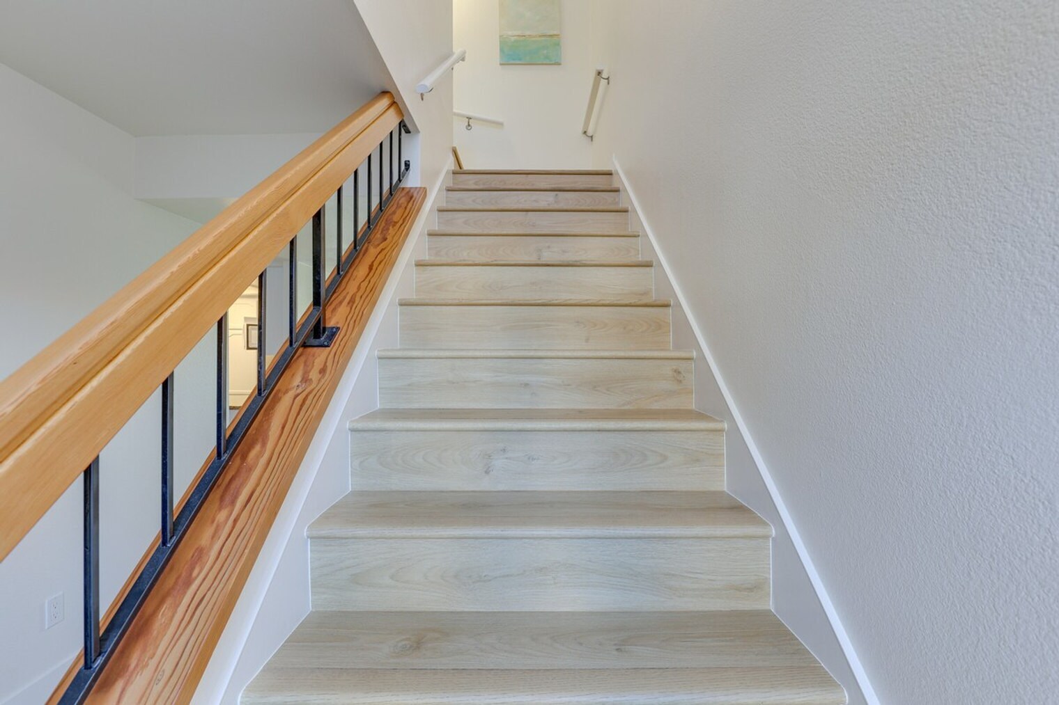 Building Photo - 6908 Peachtree Rd