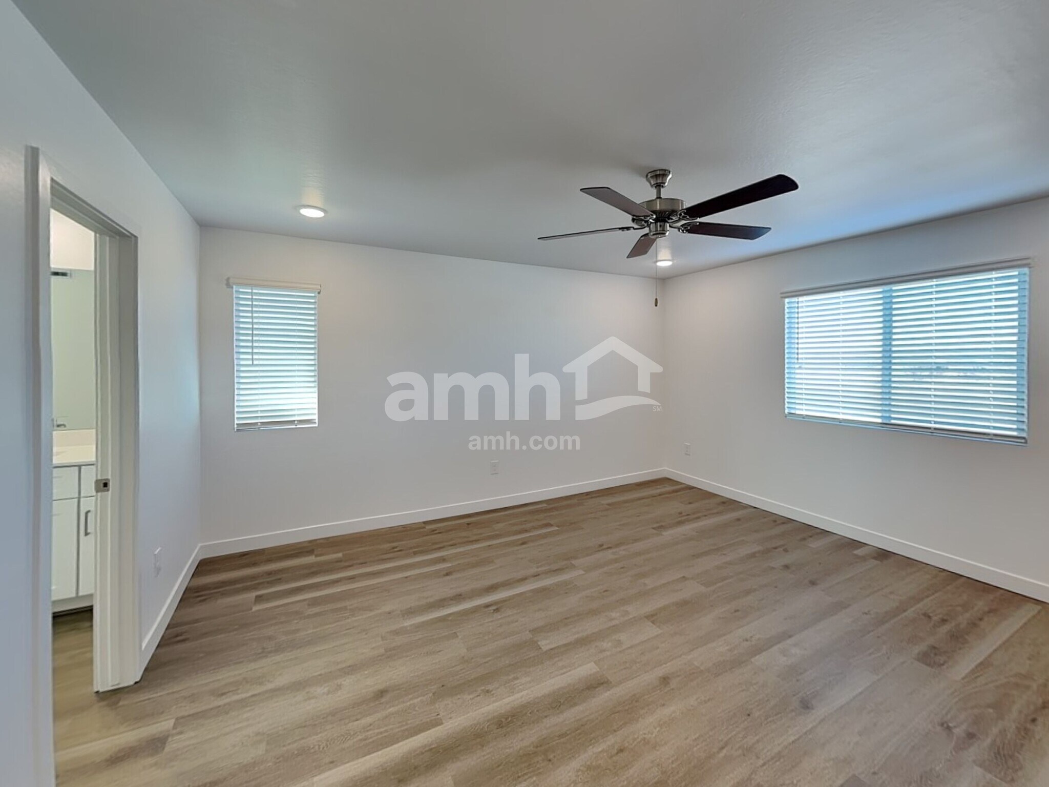 Building Photo - 9742 W Luxton Ln