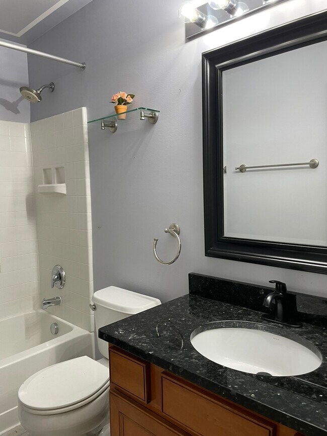 Building Photo - 5611 Wildspring Dr
