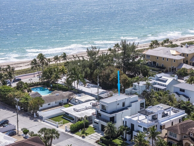 Building Photo - 3320 NE 17th St