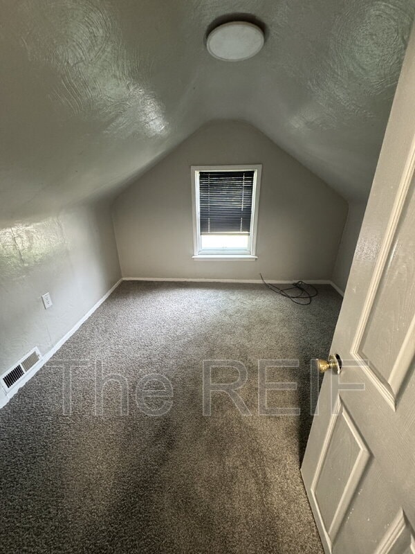 Building Photo - 3251 Spruce St