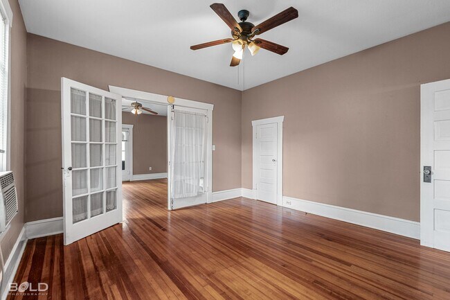 Building Photo - 411 Rutherford St