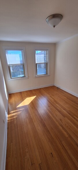 Building Photo - 3308 W Hollywood Ave