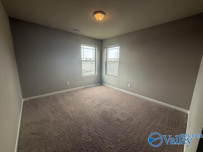 Building Photo - 114 Pitts Griffin Drive