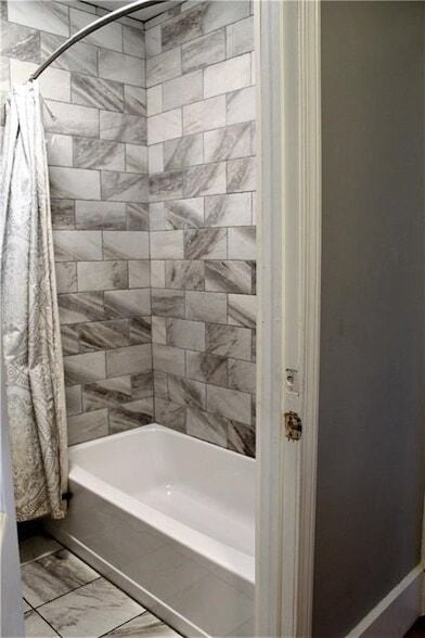 Building Photo - 25 W Narragansett Ave