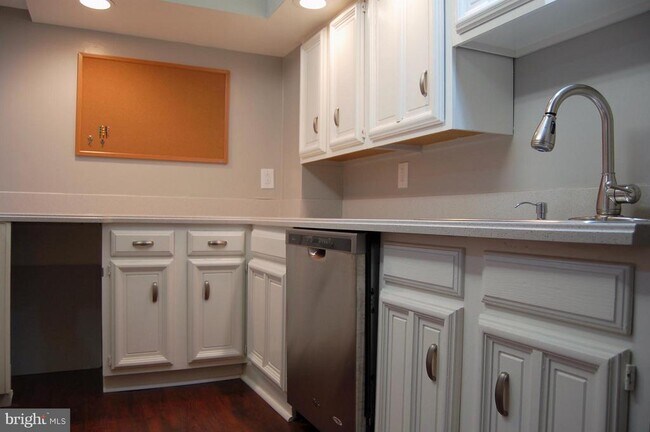 Building Photo - 2405 I St NW