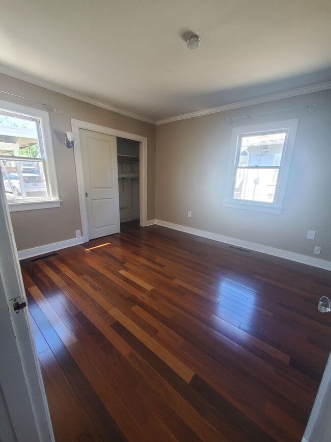 Building Photo - Classic 4 Bedroom Tudor in Desirable Maple...