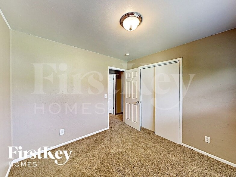 Building Photo - 2365 Grants Pkwy