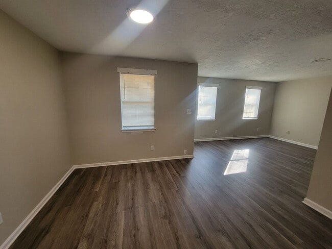 Building Photo - """~155 Stoneybrooks Place