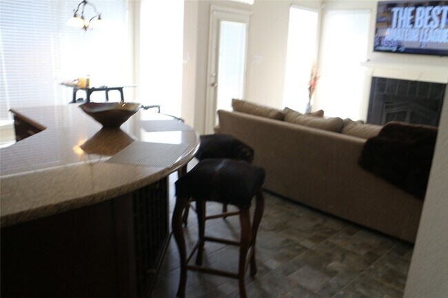 Building Photo - 1936 Gansett Dr