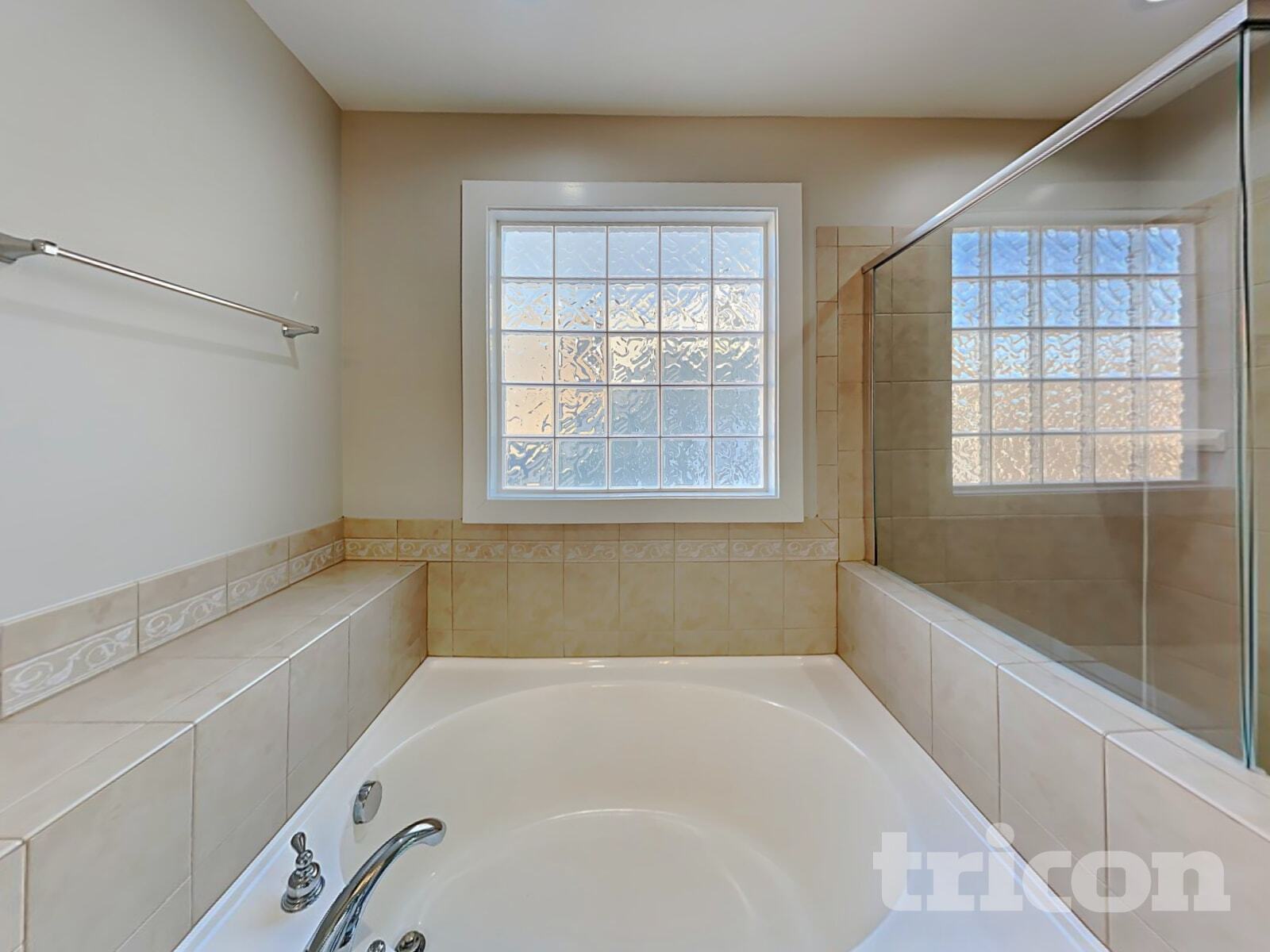 Building Photo - 150 E Morehouse Ave