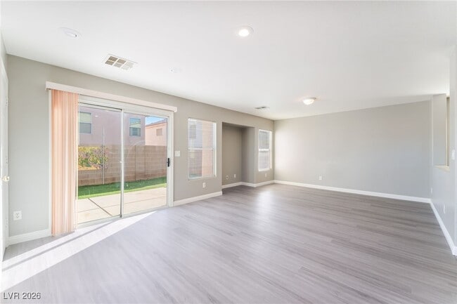 Building Photo - 3970 Coyote Ridge Ct